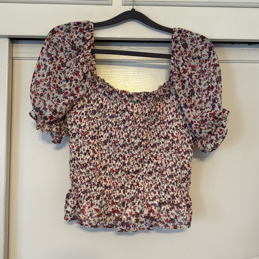 Super cute and comfy shirt